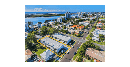 Modern 3-Bedroom Home in Prime Maroochydore Location - Photo 2