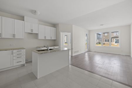 For Lease - 9 Golf Links Drive, Loyalist, Ontario - Photo 4