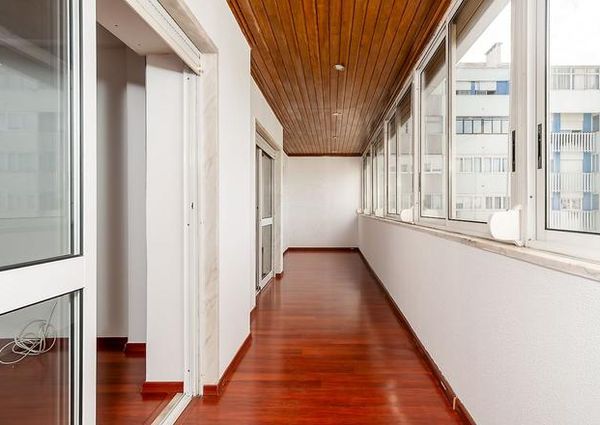 Apartamento T5 em Setúbal