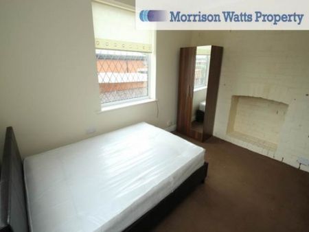 1 Bed - Firestation House, Gipton, Leeds - Photo 2