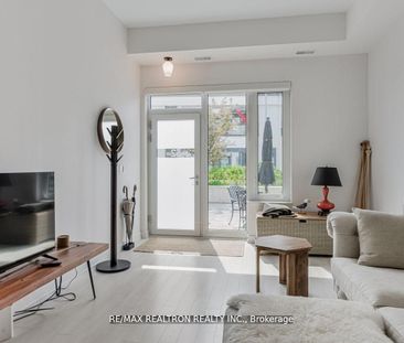 For Lease - 261 Broward Way Unit# 52, Innisfil, Ontario - Photo 1