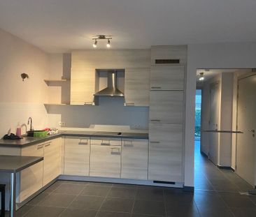 Gelijkvloers appartement met 2 slaapkamers in hartje Wijnendale - Photo 2