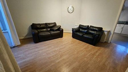 2 bedroom house to rent - Photo 2