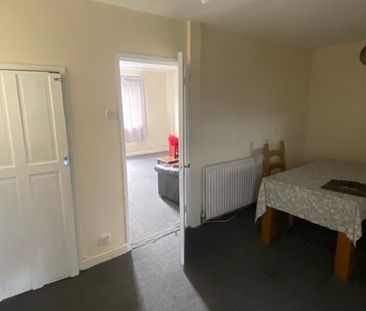 Bunns lane, Dudley, DY2 7RA - Photo 2