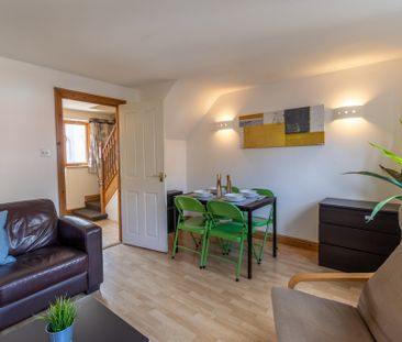 4 Bed Student Accommodation - Photo 2