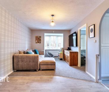 3 bedroom flat to rent - Photo 1