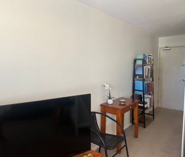 Resort-Style Living in Prime Mount Wellington - Photo 2