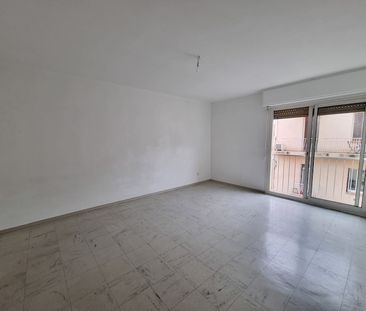 Location Appartement 2 pièces 55m² - Photo 6