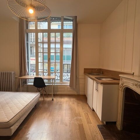 Appartement à louer - REIMS- HYPER CENTRE- - Photo 1