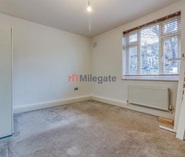 4 bedroom flat to rent - Photo 3