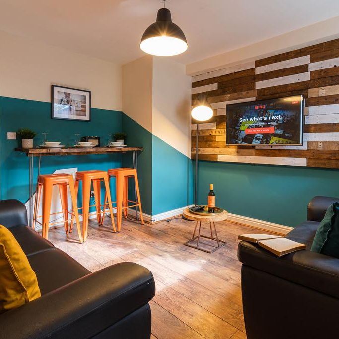 5 bedroom terraced house to rent - Photo 1