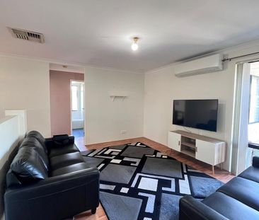 25 Mitra Loop, Bennett Springs WA 6063 - House For Rent | Domain - Photo 1