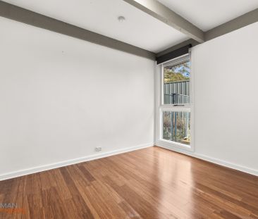 140 Kalgoorlie Crescent, Fisher ACT 2611 - House For Rent | Domain - Photo 4