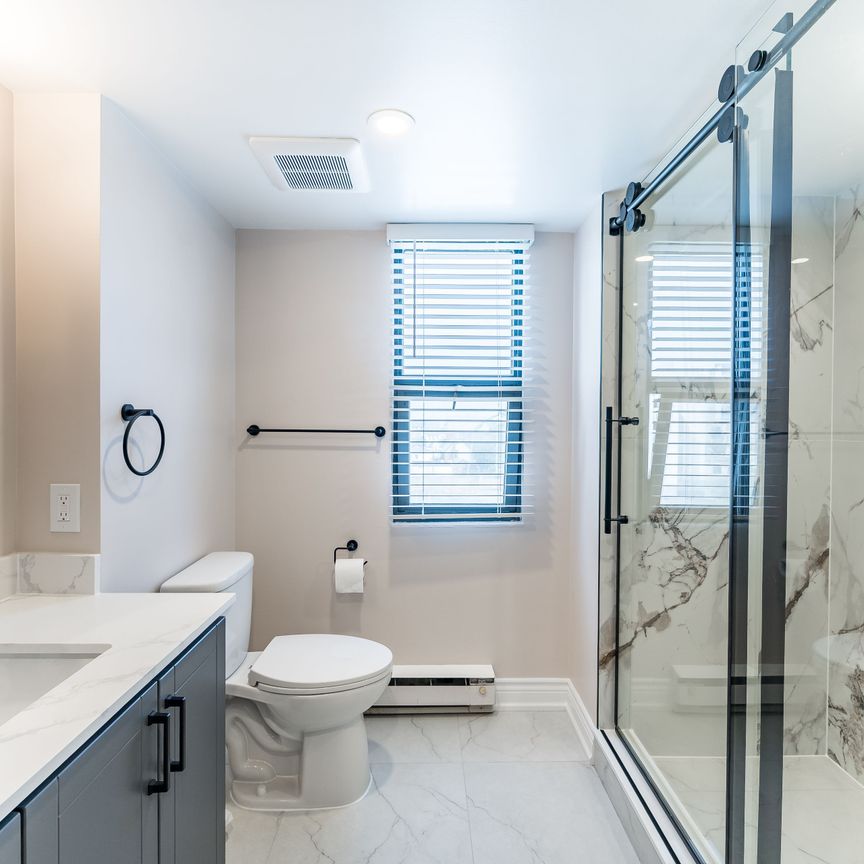 For Lease - 175 Hunter Street Unit# 514, Hamilton, Ontario - Photo 1