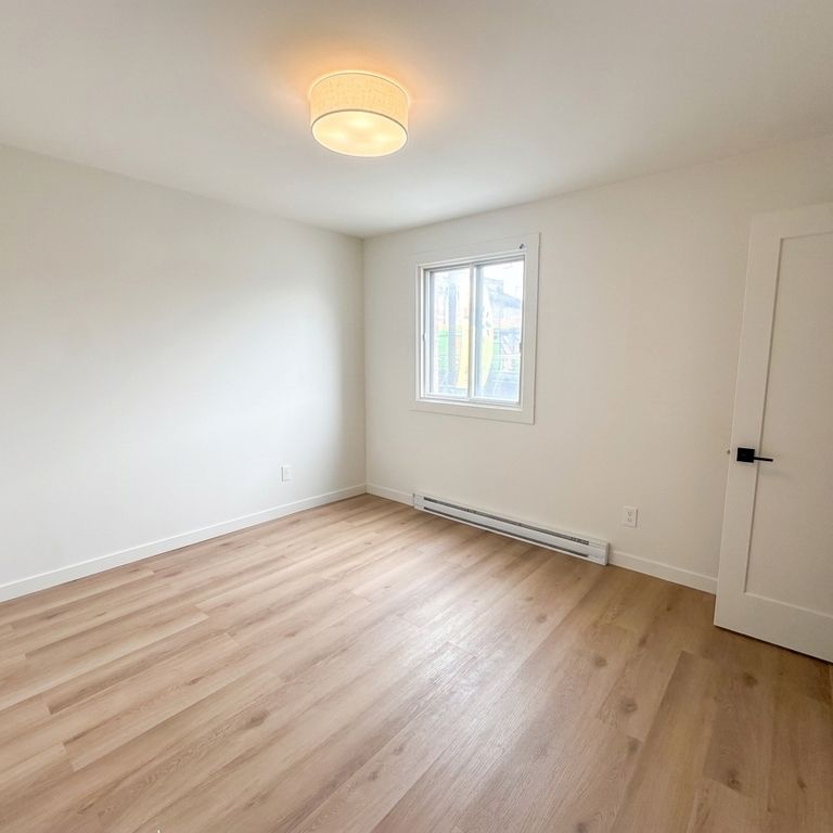 3½ à Louer — Saint-Henri — 1550 $/mois - Photo 1