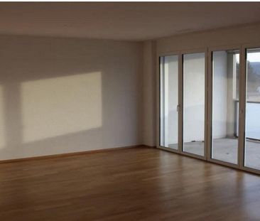 Ihr neues Zuhause direkt am Bahnhof Dübendorf - Photo 1