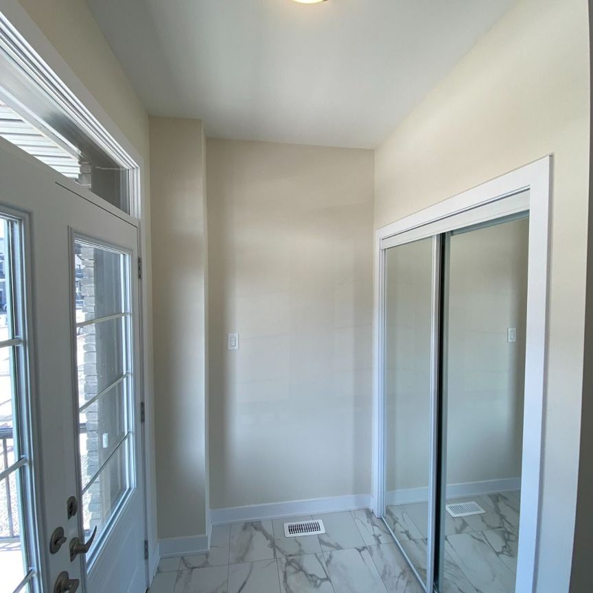 For Lease - 28 Rudder Road, Welland, Ontario - Photo 1