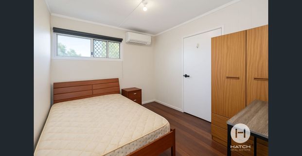 Furnished Room with Private Bathroom – All Bills Included - Photo 1