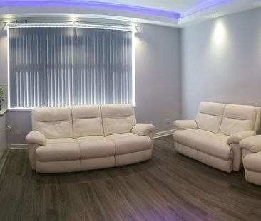 5 bedroom house to rent - Photo 2