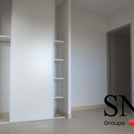 T3 AVEC BALCON ET PARKING - Photo 3