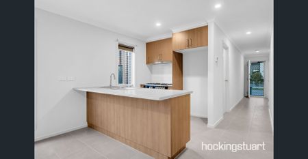 PERFECT FAMILY HOME - Photo 5