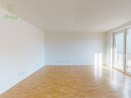 Lichtdurchflutete 3-Zimmer-Wohnung mit EBK im Heiligkreuzviertel! - Photo 2