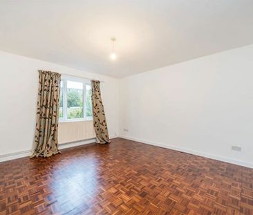 Baring Road - Photo 2