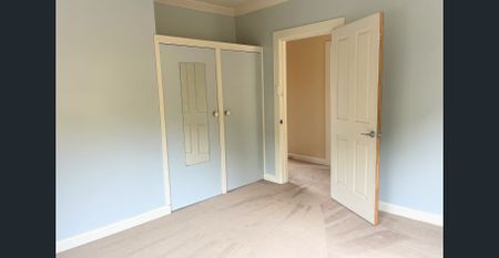 Spacious Living, Location Supreme and Lovely Views! - Photo 3