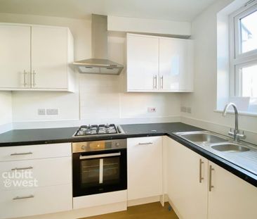 2 bedroom terraced house to rent - Photo 5
