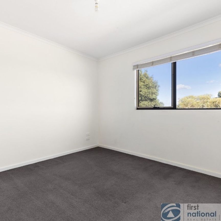 30/24-26 Burton Avenue, 3168, Clayton Vic - Photo 1