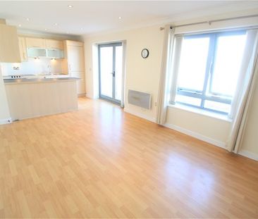 Quayside Drive, Colchester - Photo 2