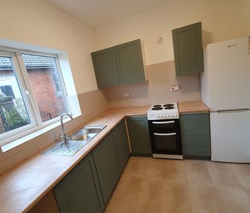 1 Bed Flat, Waterloo Road, SO15 - Photo 1