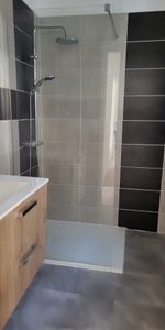 Location Appartement 2 pièces 52m² SARLAT LA CANEDA 24200 - Photo 4