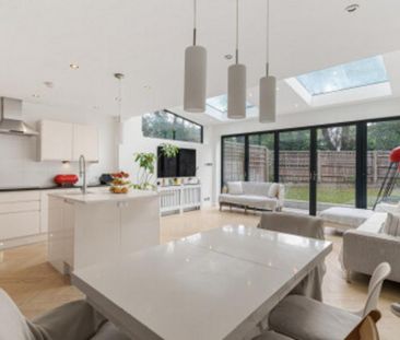 5 bedroom townhouse to rent - Photo 2