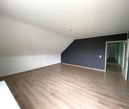 WBS erforderlich! 2-Zimmer-Wohnung mit Balkon - Photo 1