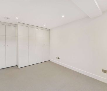 Newly refurbished duplex apartment on Sloane Street - Photo 5