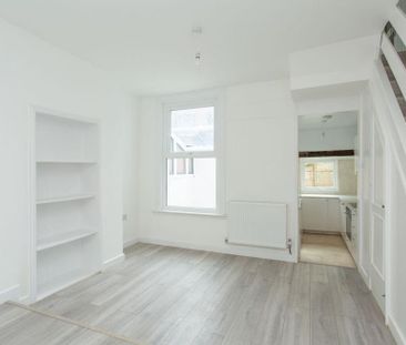 2 bedroom terraced house to rent - Photo 6