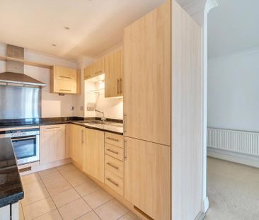 2 bedroom flat to rent - Photo 5