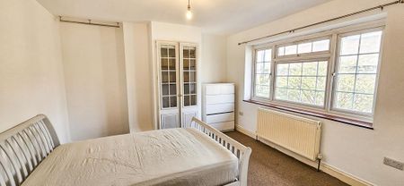 3 bedroom end of terrace house to rent - Photo 5