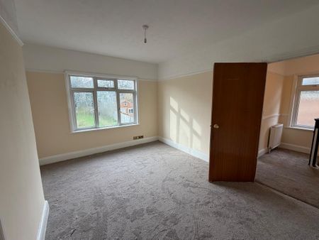 3 bedroom detached house to rent - Photo 5