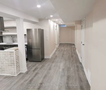 48 Fencerow Drive #Bsmnt - Photo 4