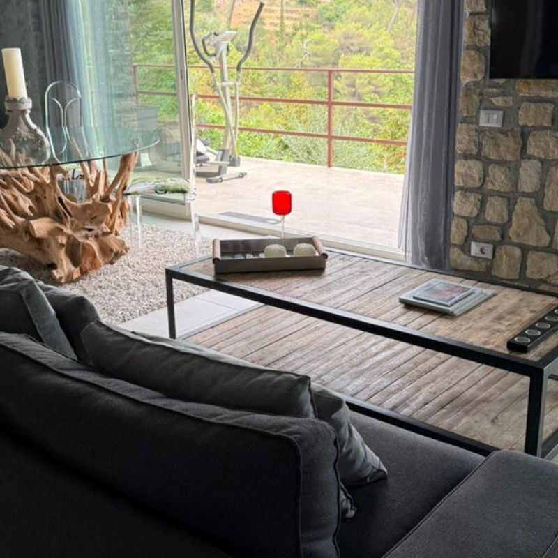 Villa de 142 m2 sur 3 niveaux avec appartement indépendant - Photo 1