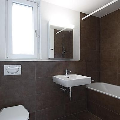 Moderne 2.5 Zimmer-Wohnung - Photo 1