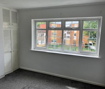 2 bedroom semi-detached house to rent - Photo 6