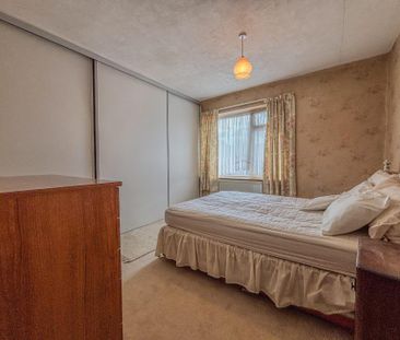 3/4 Bedroom House To Let - HP12 - Photo 4