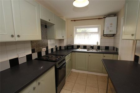3 bedroom terraced house to rent - Photo 2