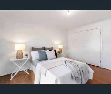 2/1 Larch St, Thomastown, Vic 3074 - Photo 3