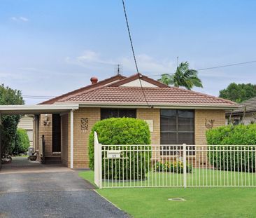 17 Dorothy Avenue, Woy Woy, NSW 2256 - Photo 1
