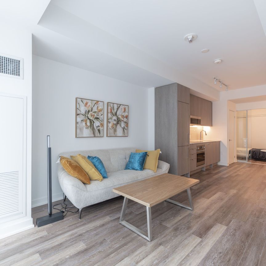 For Lease - 250 Lawrence Avenue Unit# 320, Toronto, Ontario - Photo 1