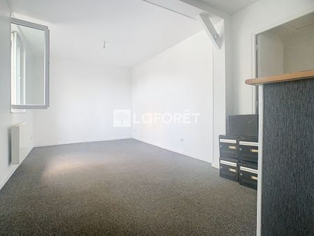 Apartment - Photo 2